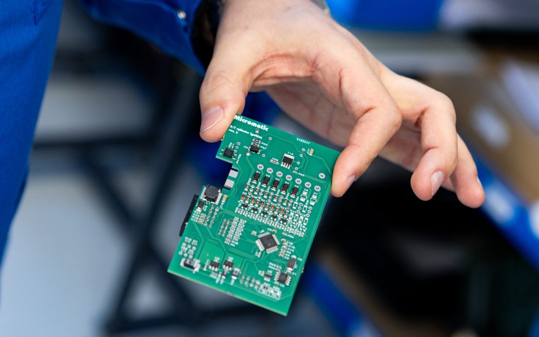 Mi történik a NYÁK gyártás után? – Így készül el egy komplett elektronikai eszköz